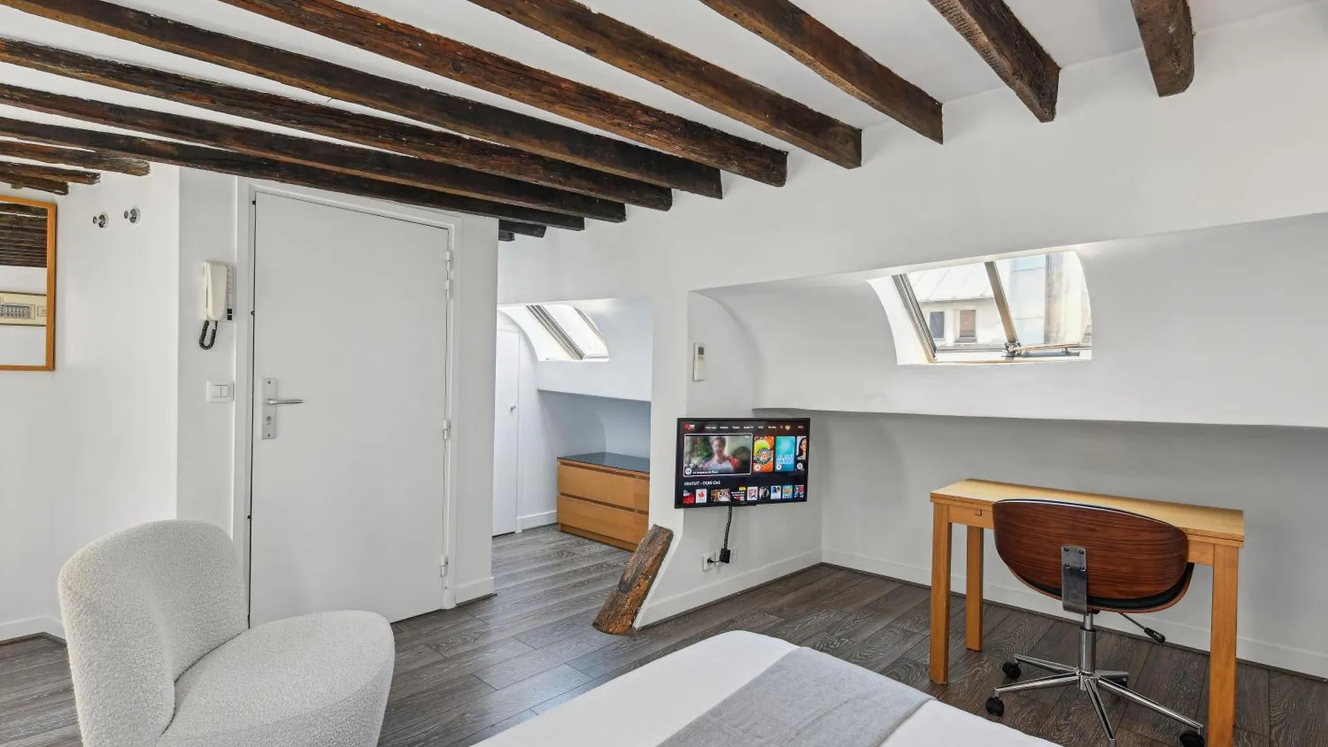 Saint-Sauveur Cozy Nest Apartment Paris 0*,  France